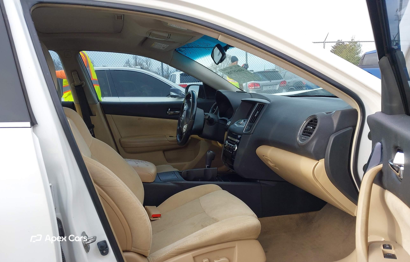 Nissan Maxima 2011