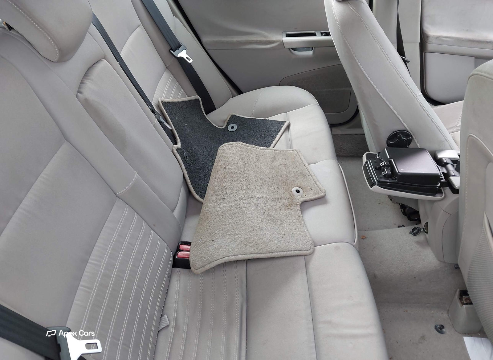 Volvo V50 2010