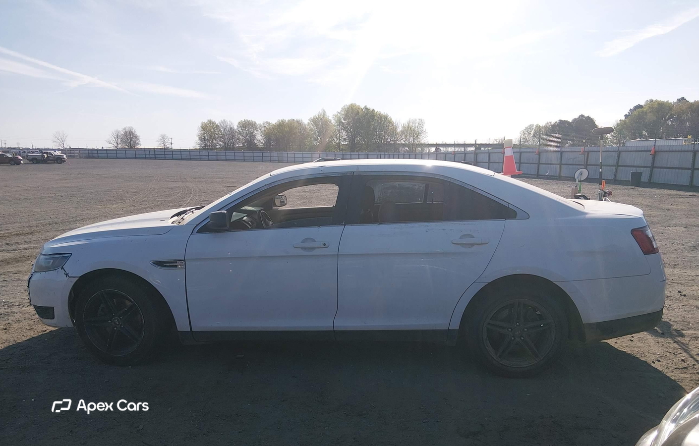 Ford Taurus 2017