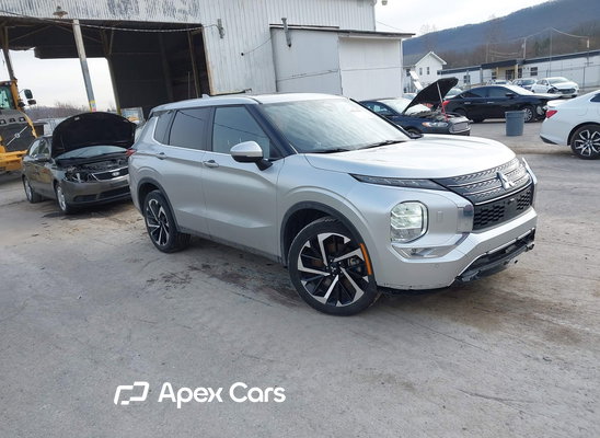 2024 Mitsubishi Outlander - Image 1 of 5