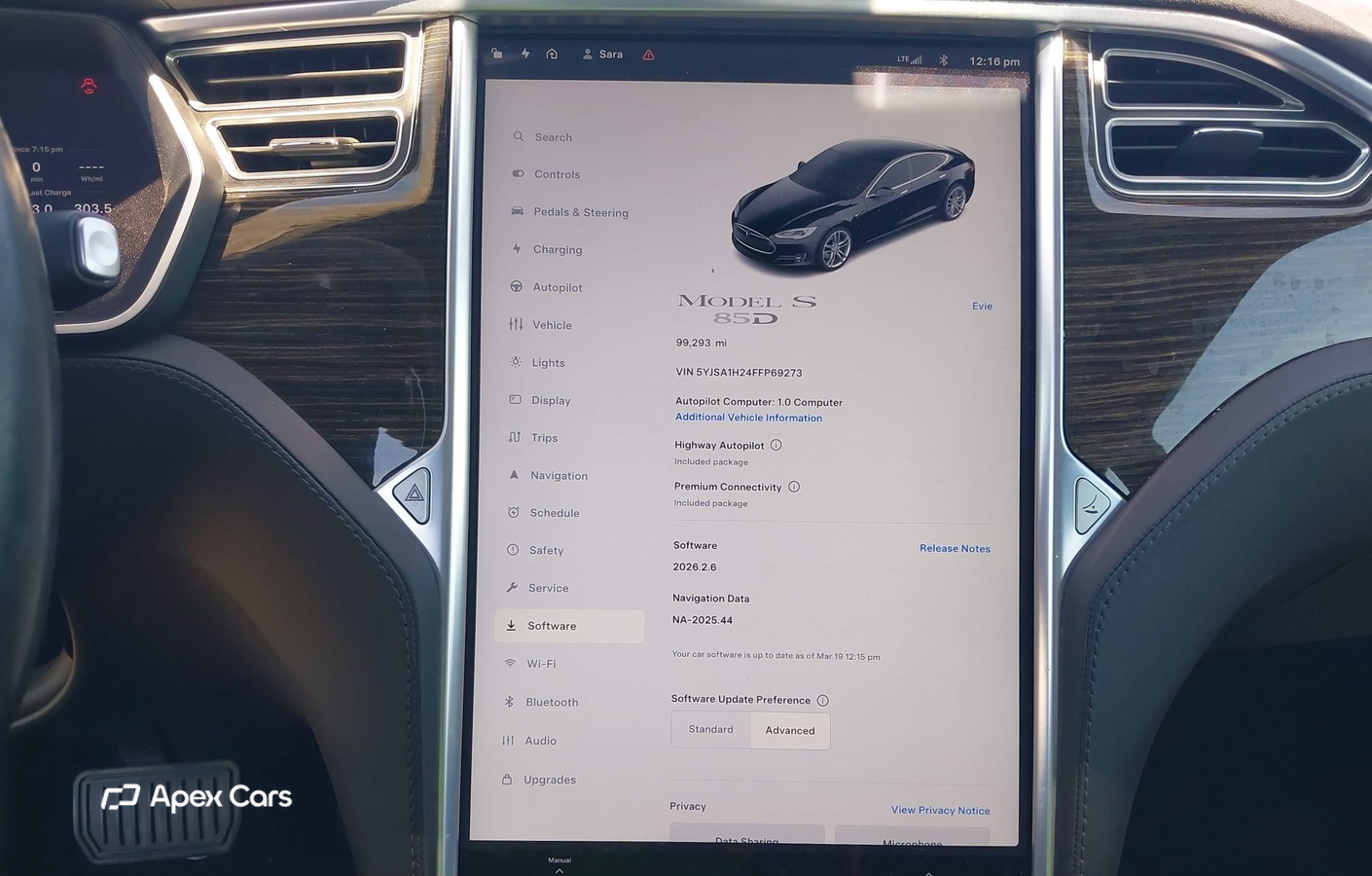 Tesla Model S 2015