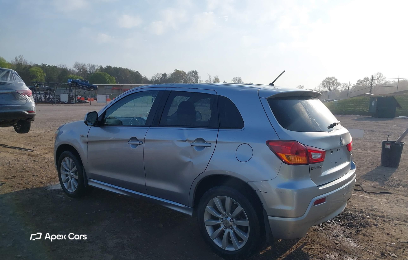 Mitsubishi Outlander 2011