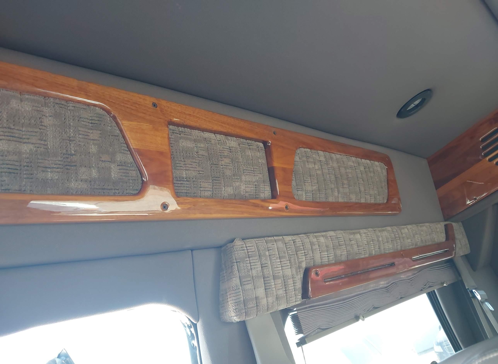 Dodge RAM Van 2001