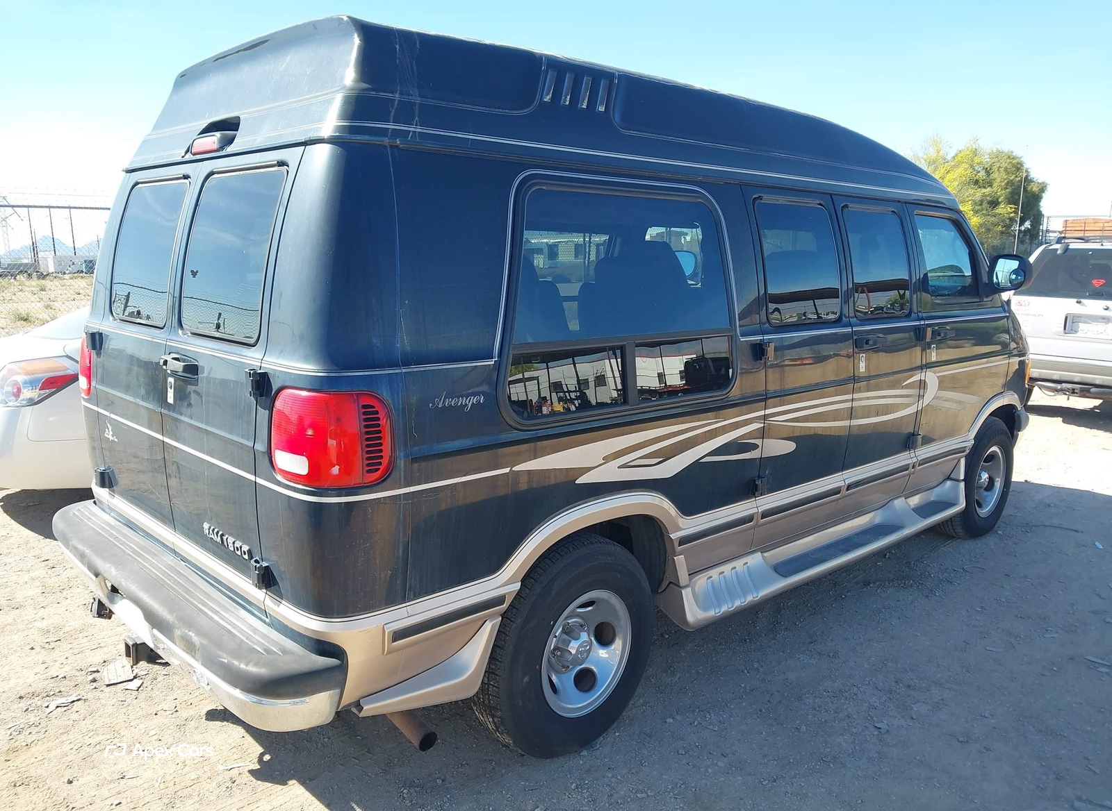 Dodge RAM Van 2001