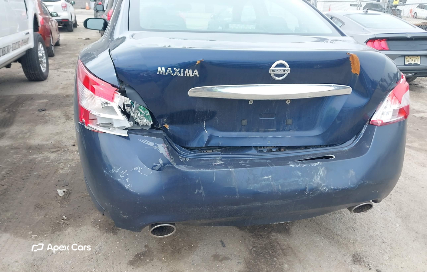 Nissan Maxima 2011