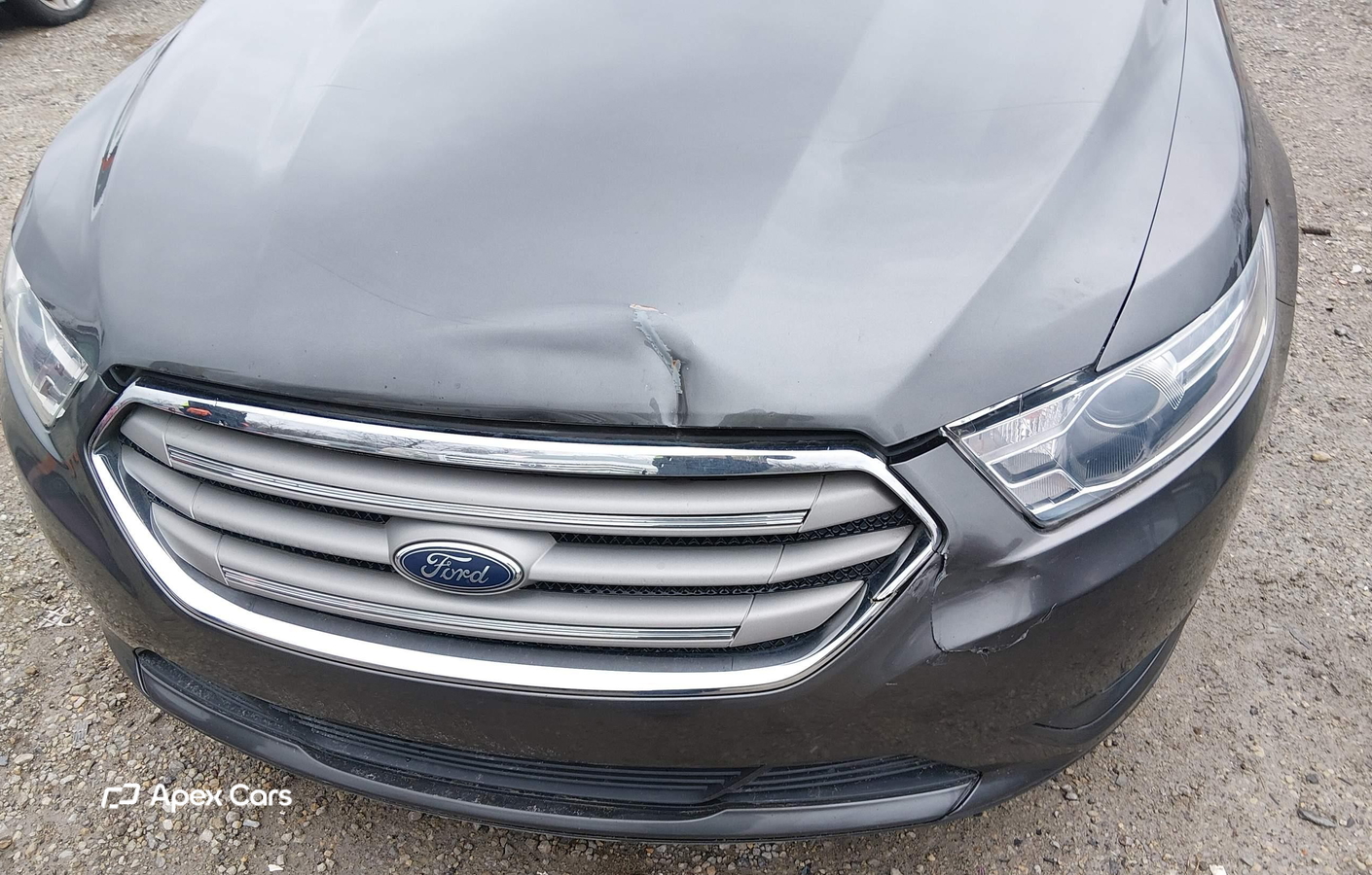 Ford Taurus 2016