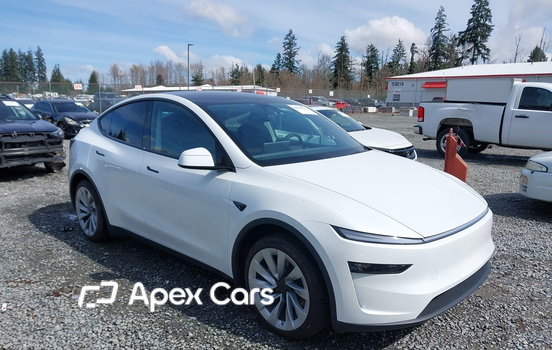 Tesla Model Y 2026 - Zdjęcie 1 z 21