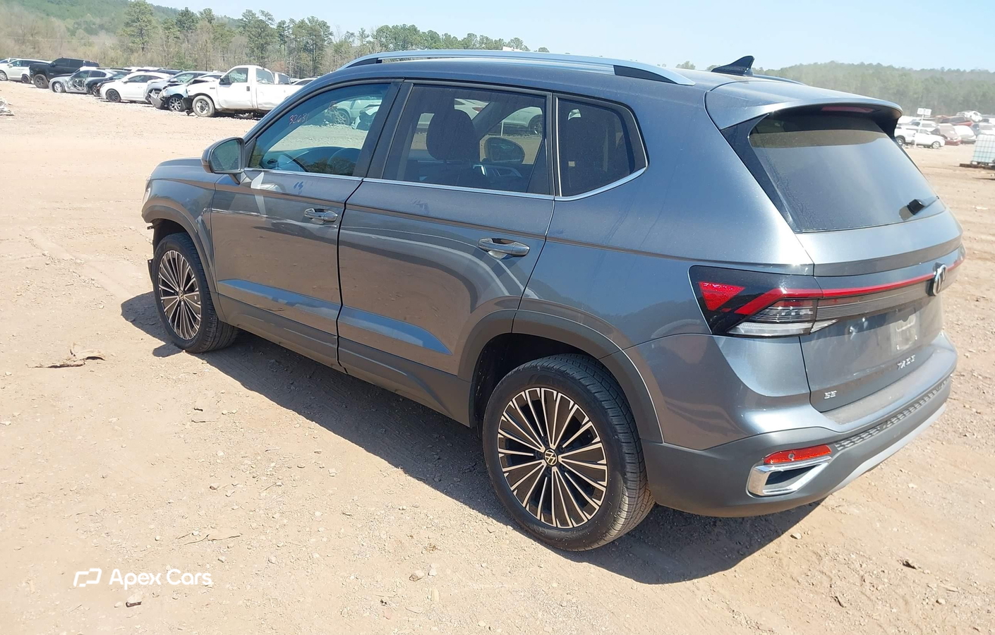 Volkswagen Taos 2025
