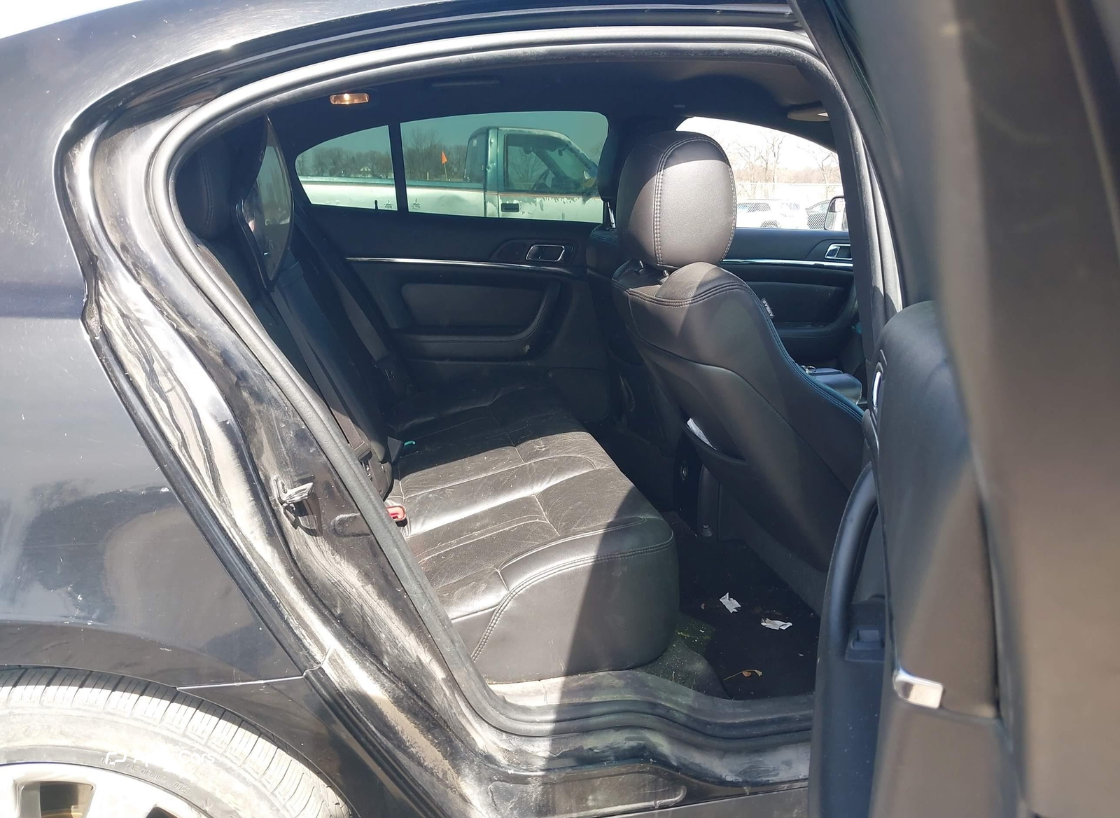 Lincoln MKS 2015