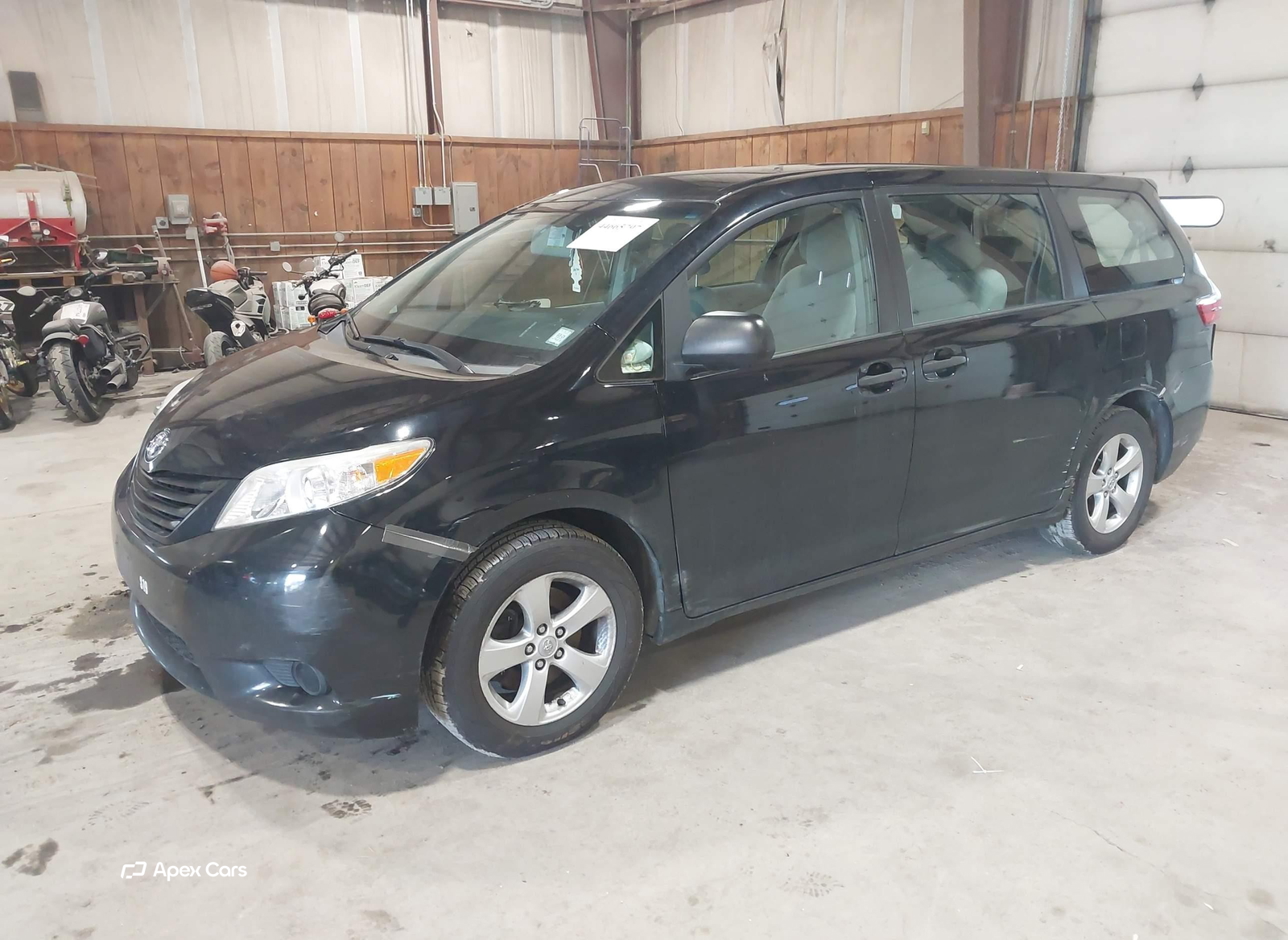 Toyota Sienna 2016