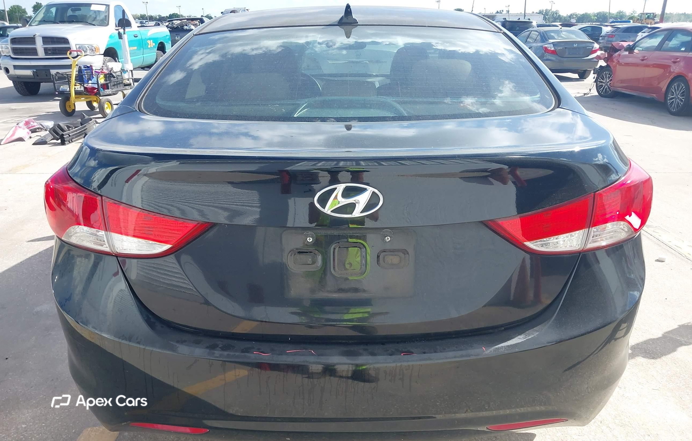 Hyundai Elantra 2012