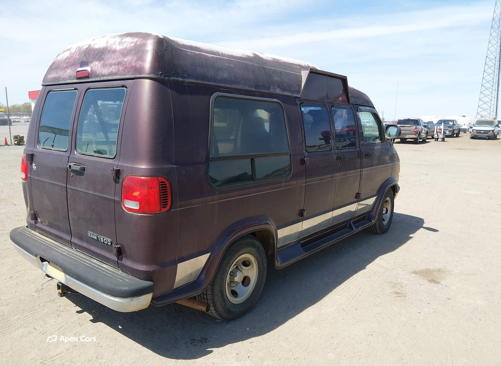 Dodge RAM Van 2000
