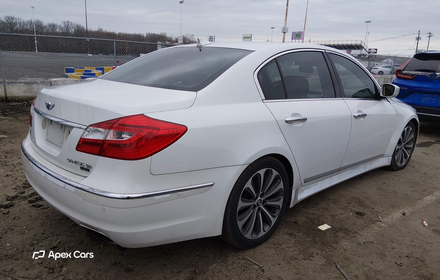 Hyundai Genesis 2013