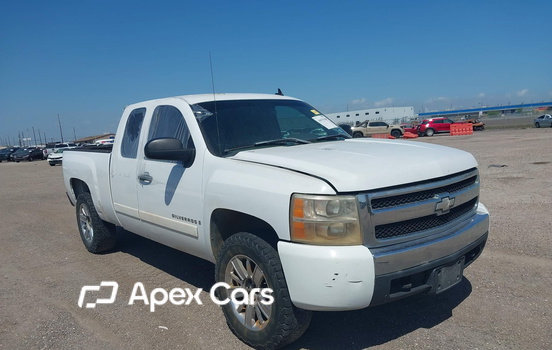Chevrolet Silverado 2007 - Image 1 of 16