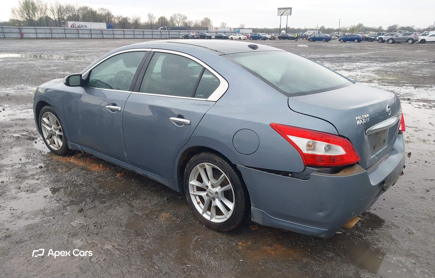 Nissan Maxima 2011