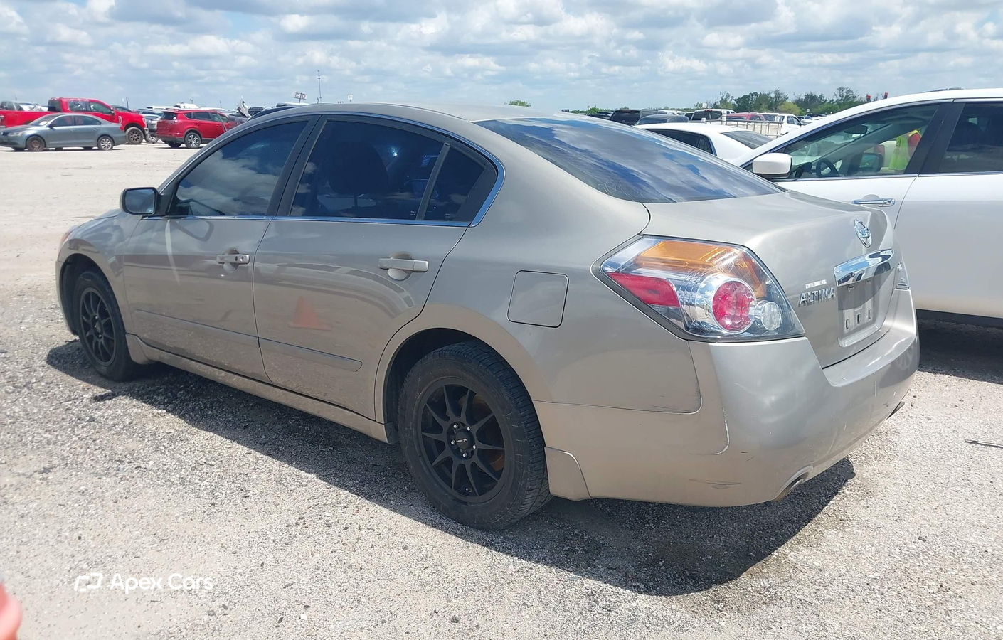 Nissan Altima 2011