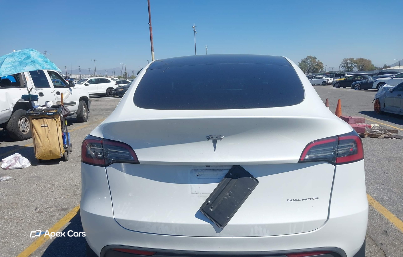 Tesla Model Y 2023