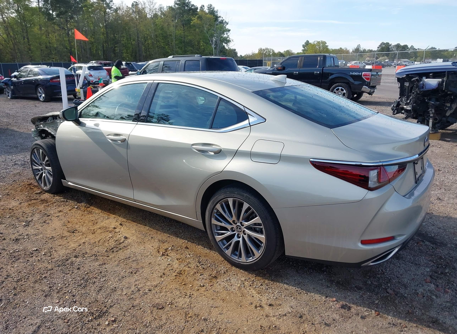 Lexus ES 2021