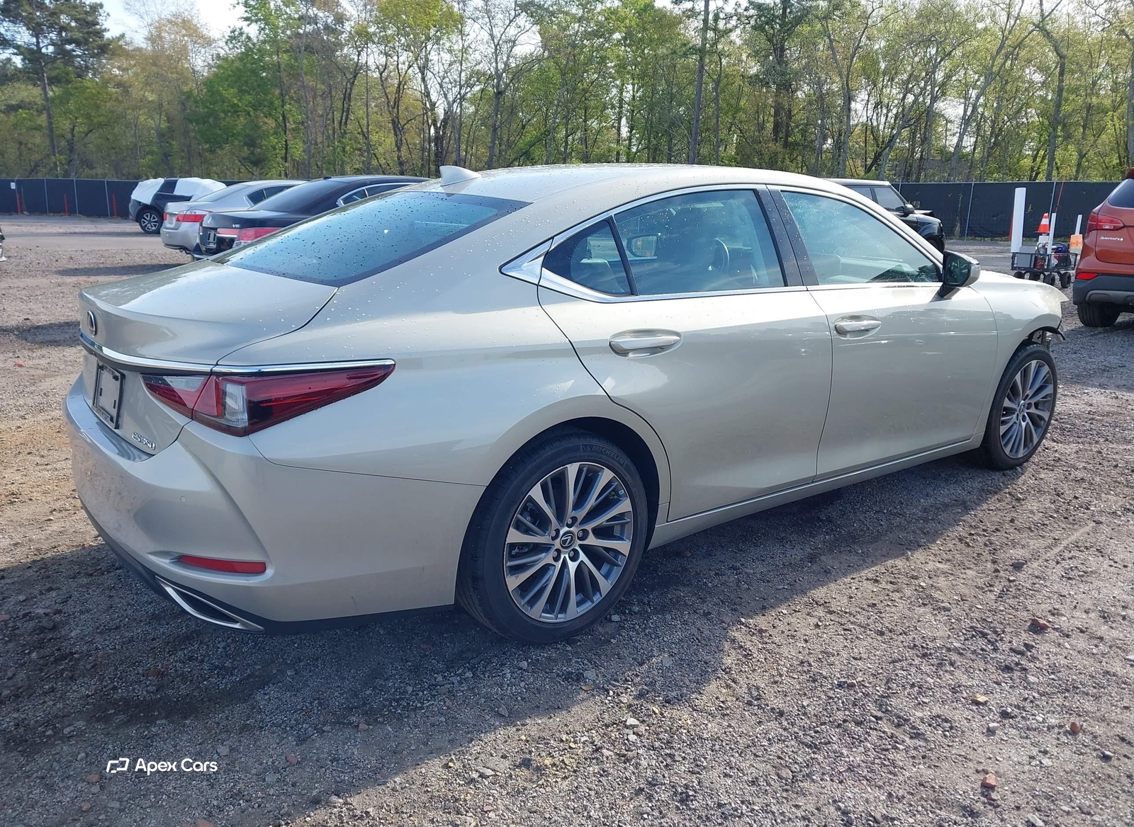 Lexus ES 2021