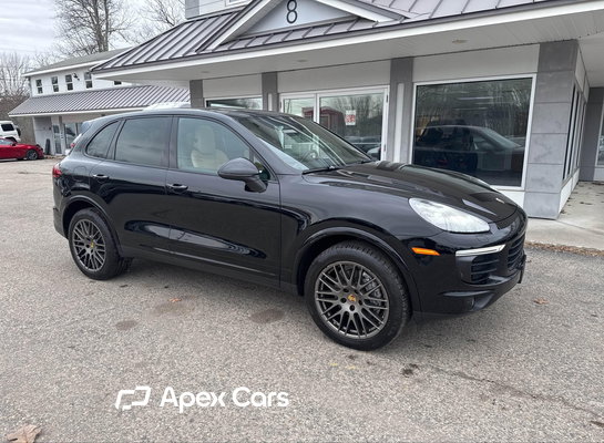 2018 Porsche Cayenne - Image 1 of 5