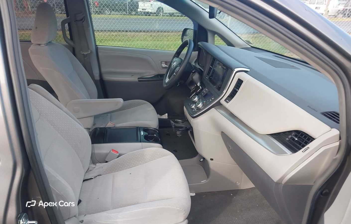 Toyota Sienna 2015