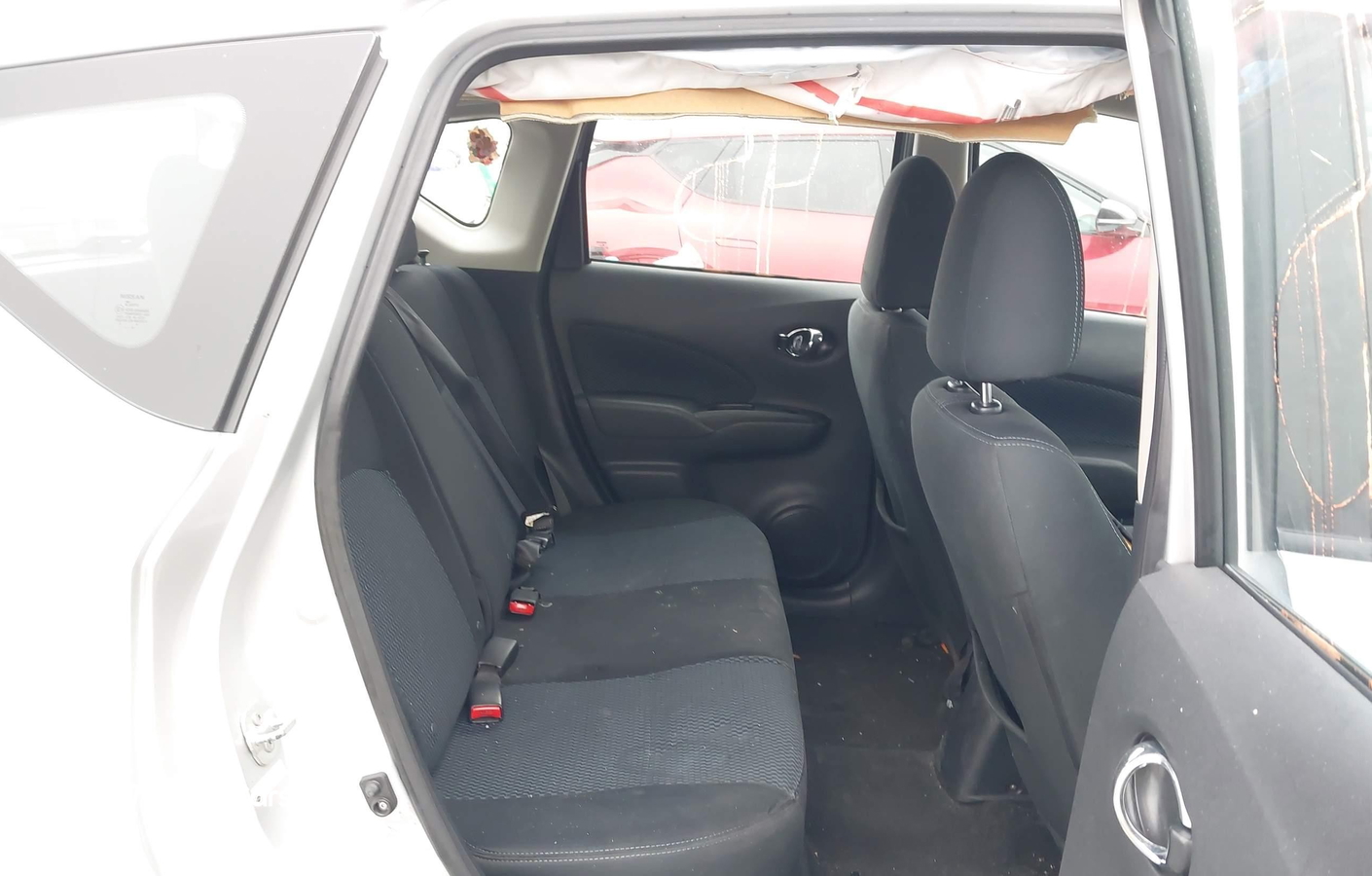 Nissan Versa 2015