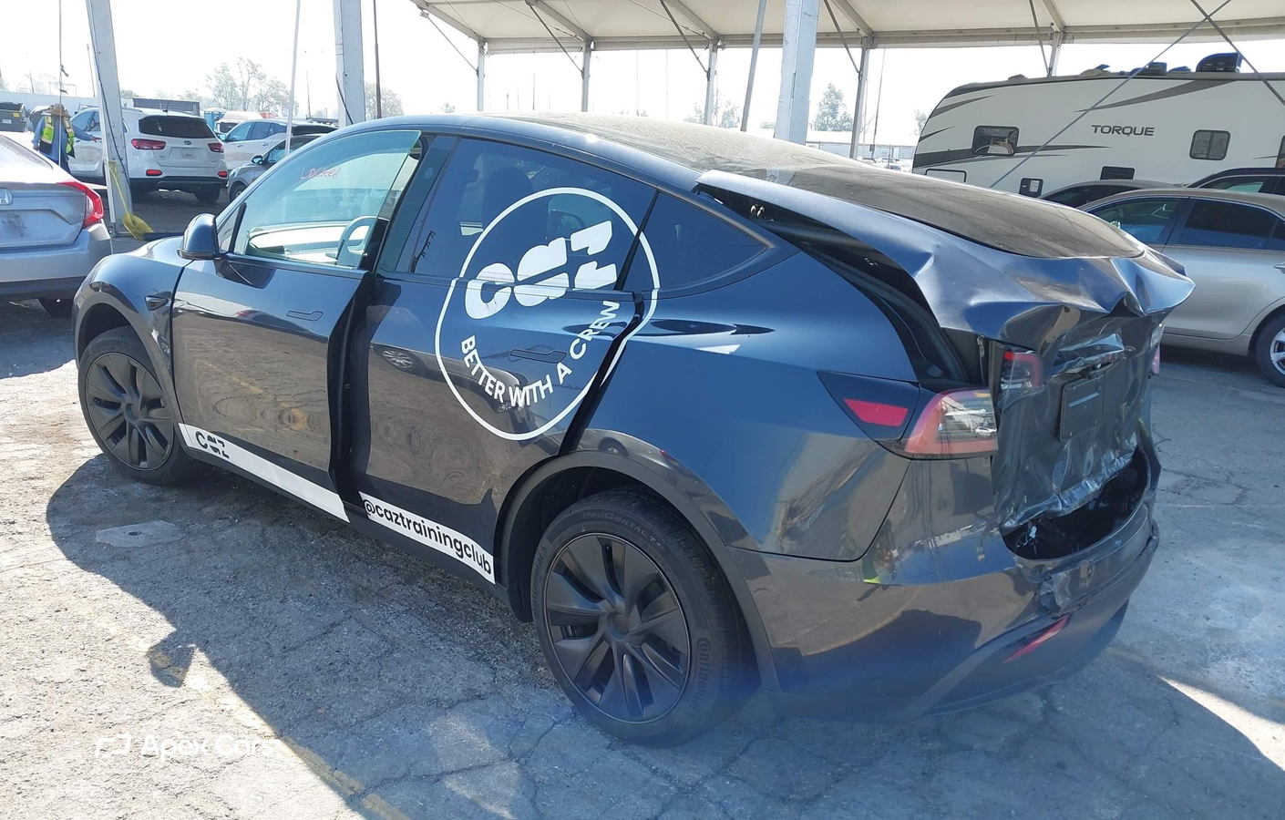 Tesla Model Y 2025