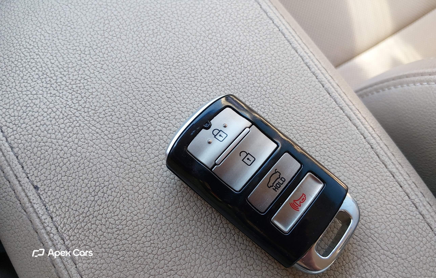 Kia Cadenza 2014