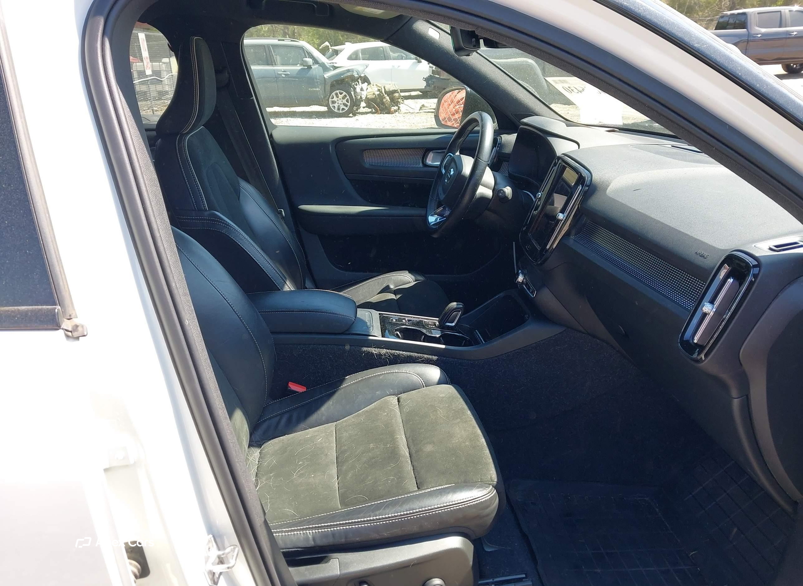 Volvo XC40 2021