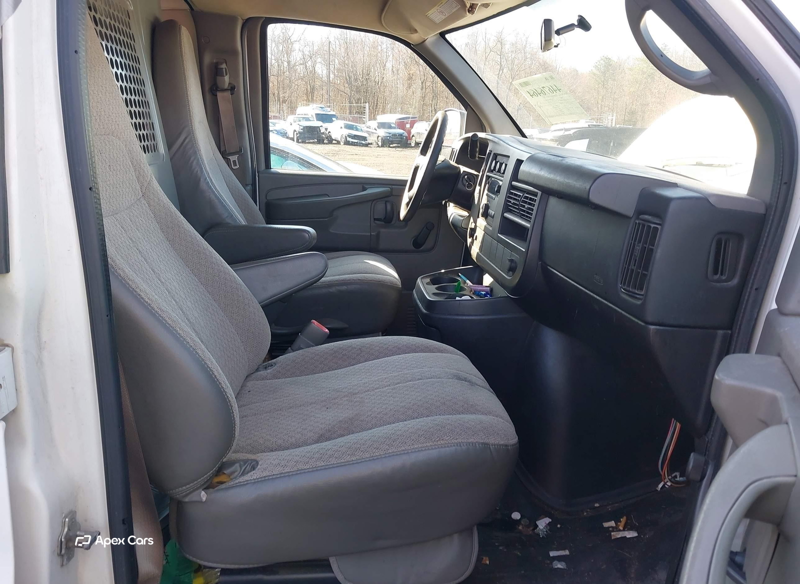 GMC Savana 2012