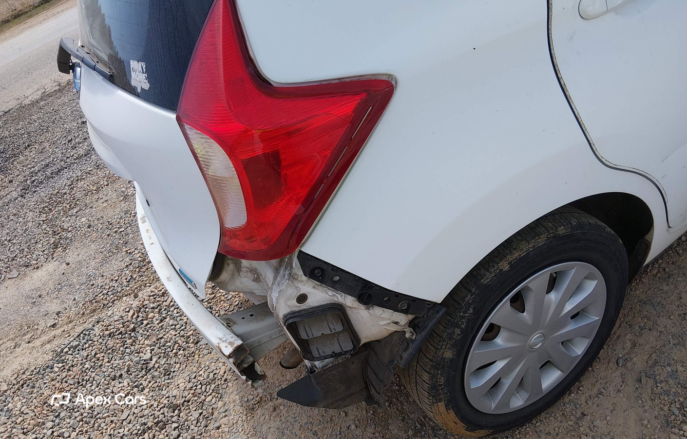 Nissan Versa 2016