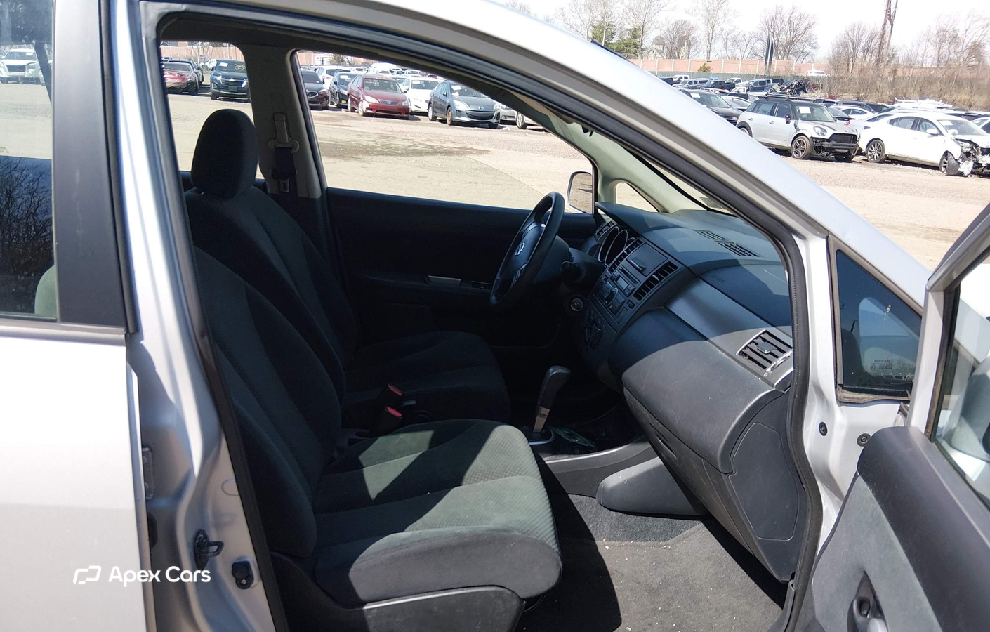 Nissan Versa 2012