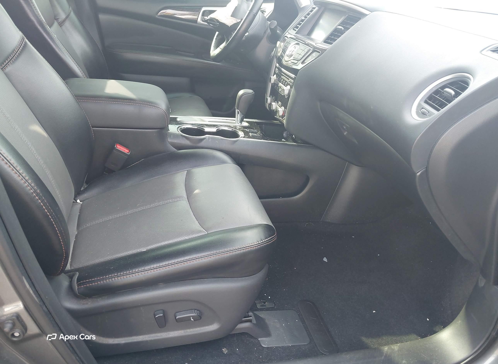 Nissan Pathfinder 2020