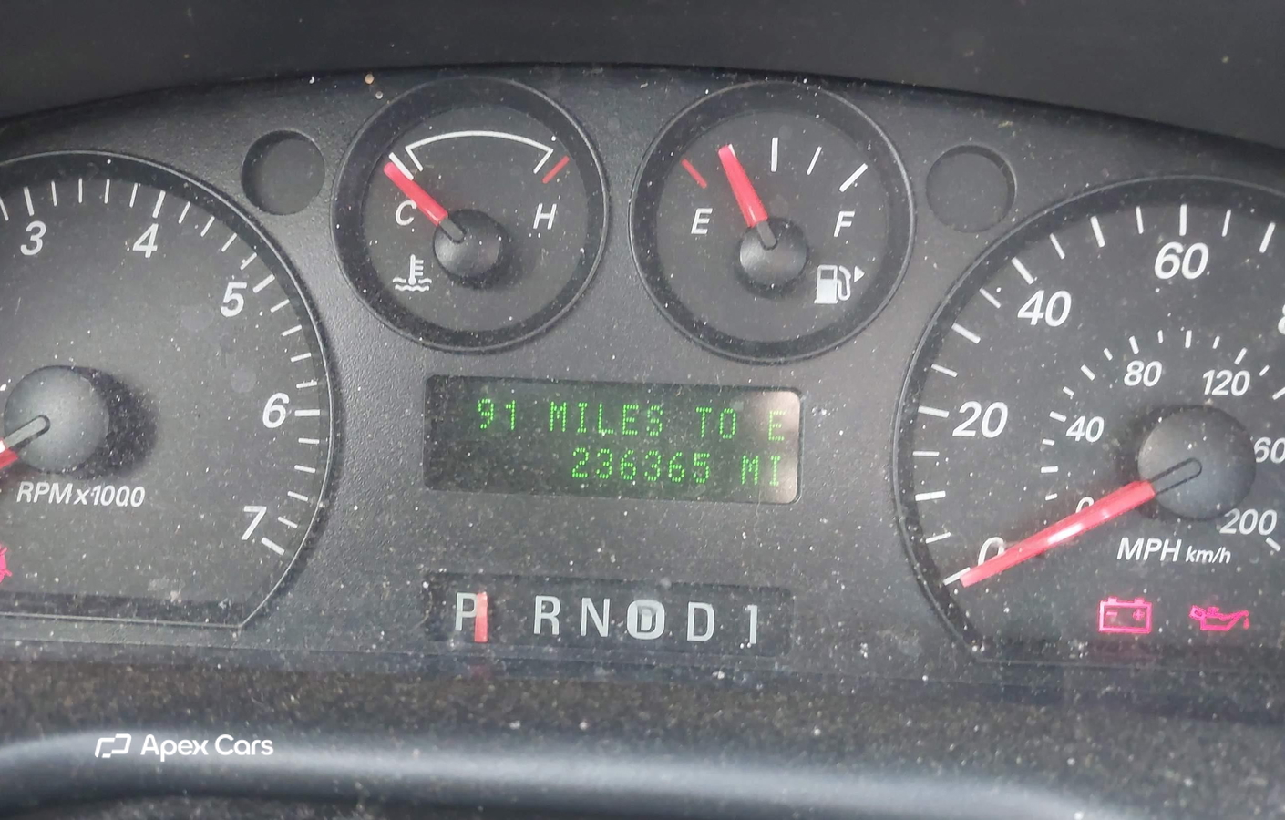 Ford Taurus 2004