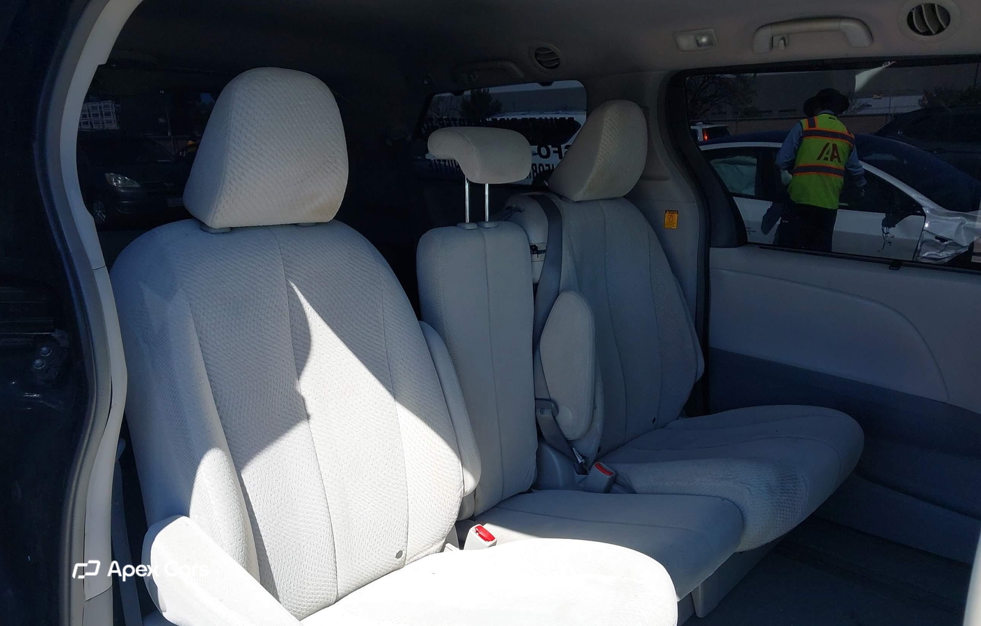 Toyota Sienna 2012
