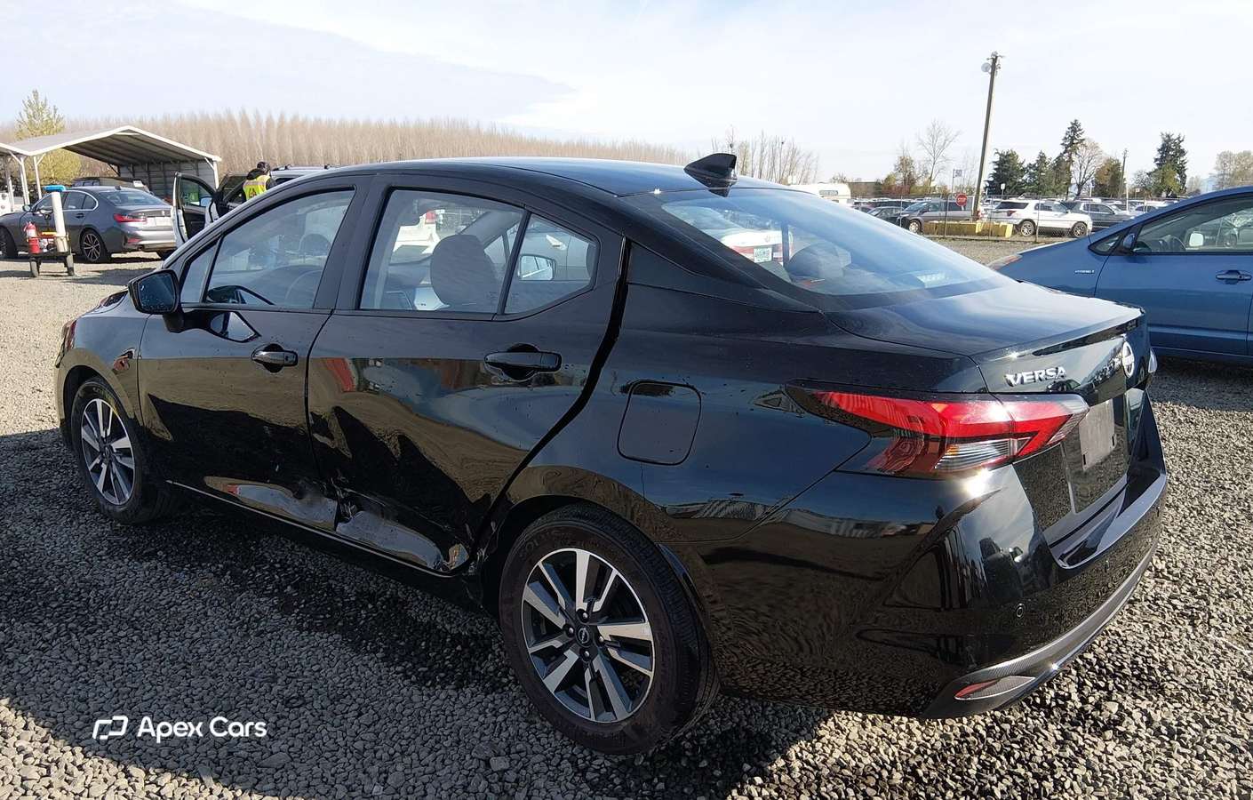 Nissan Versa 2025