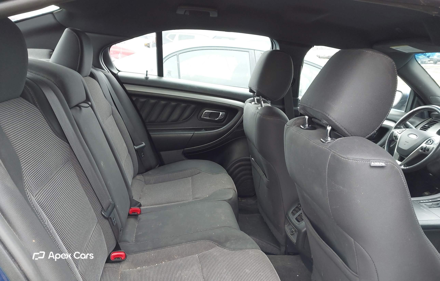 Ford Taurus 2015
