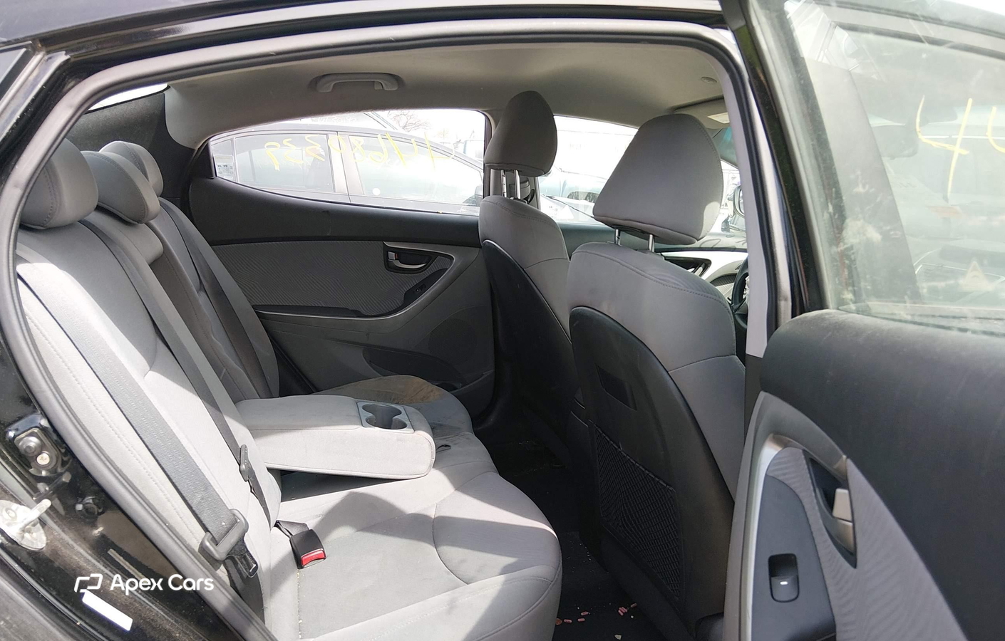 Hyundai Elantra 2012