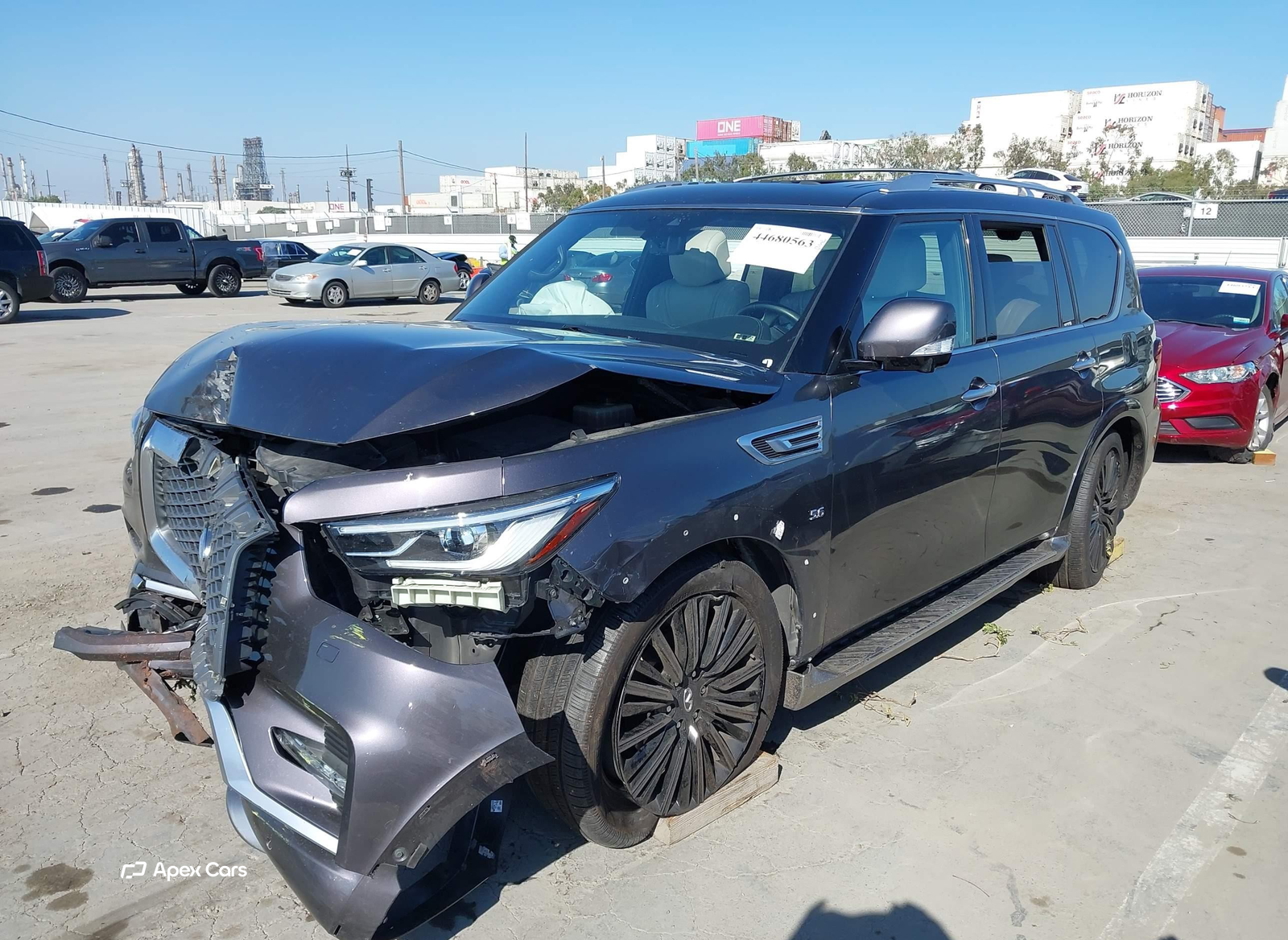 Infiniti QX80 2020