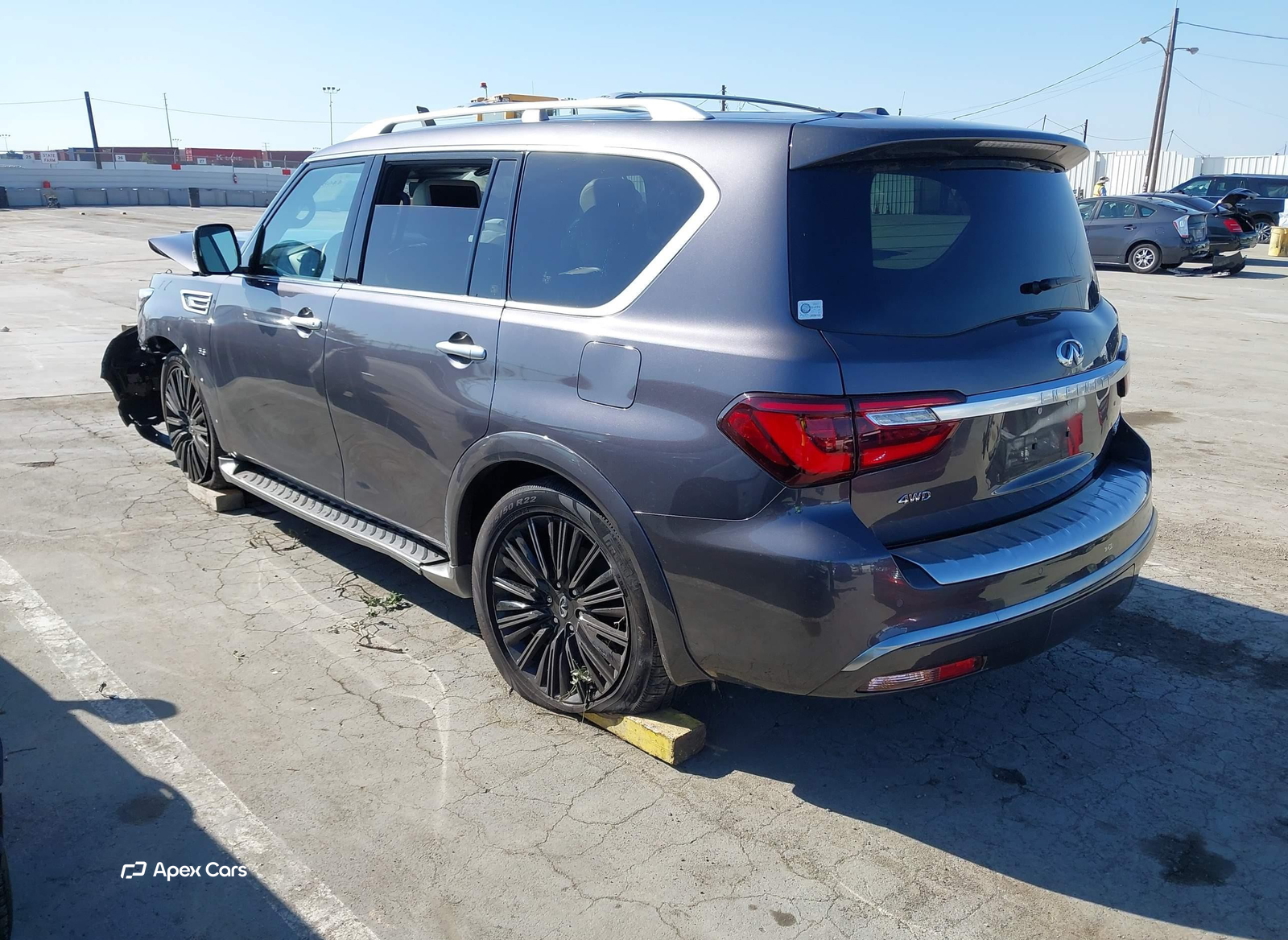 Infiniti QX80 2020