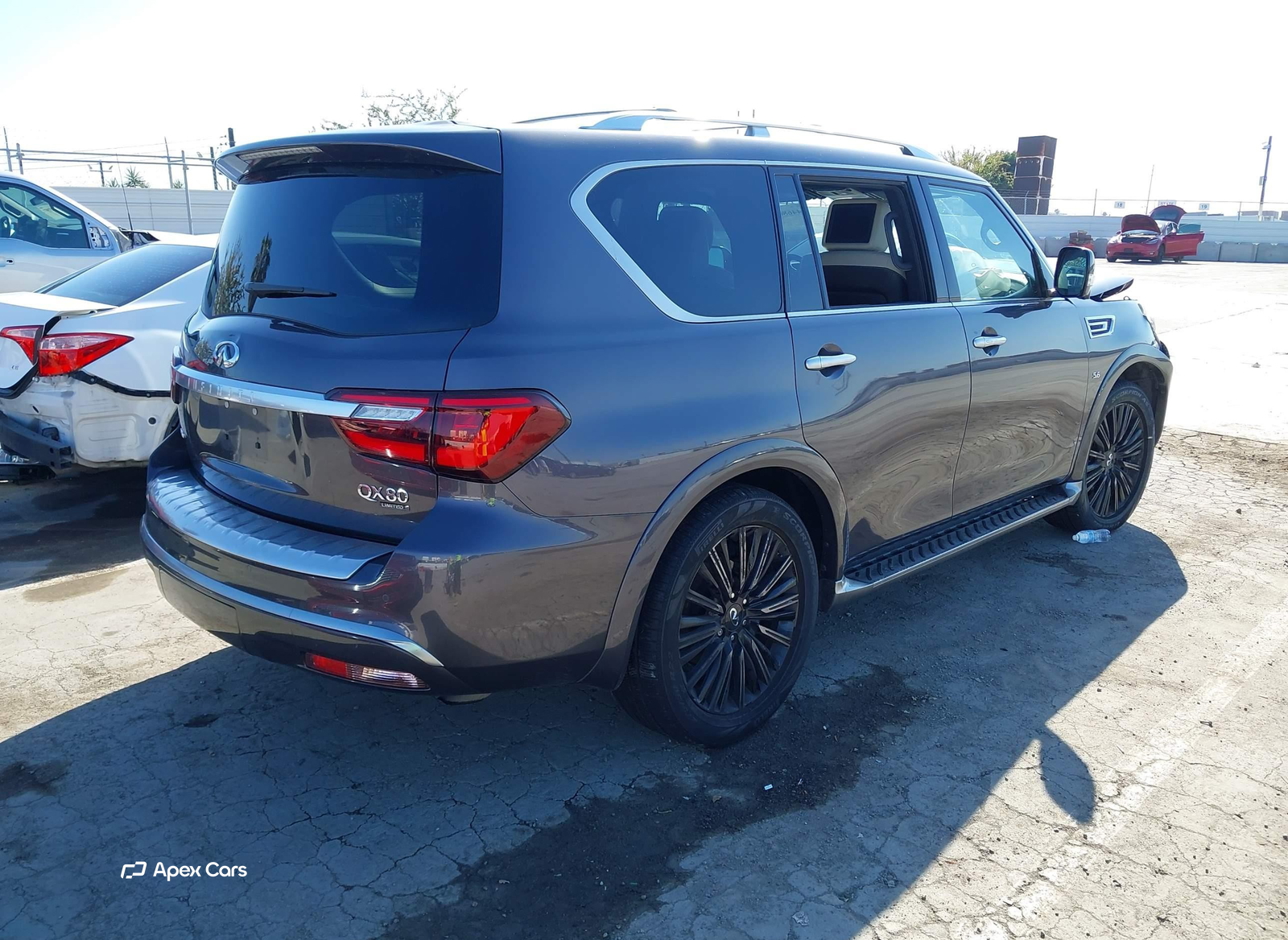 Infiniti QX80 2020