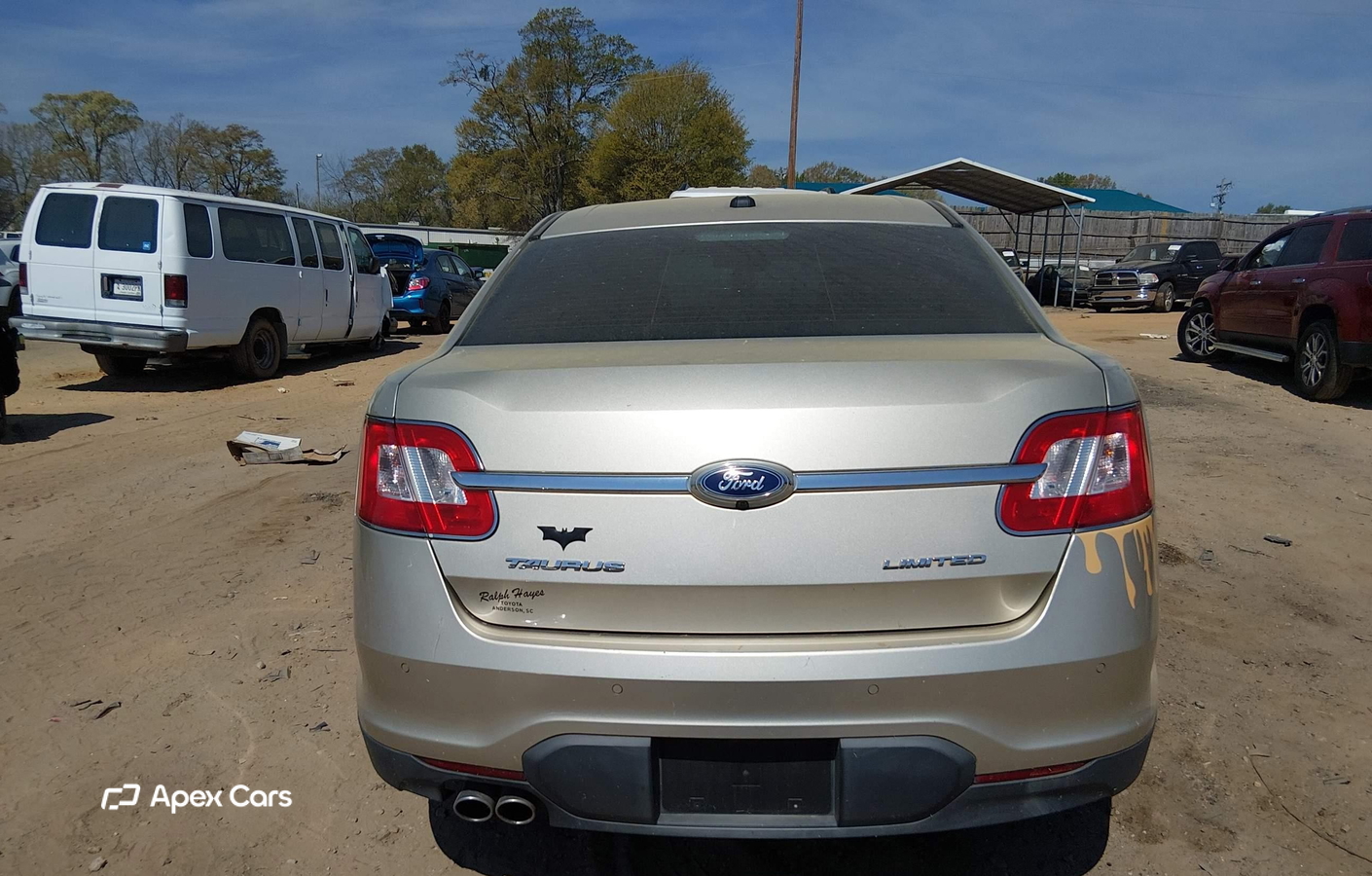 Ford Taurus 2011