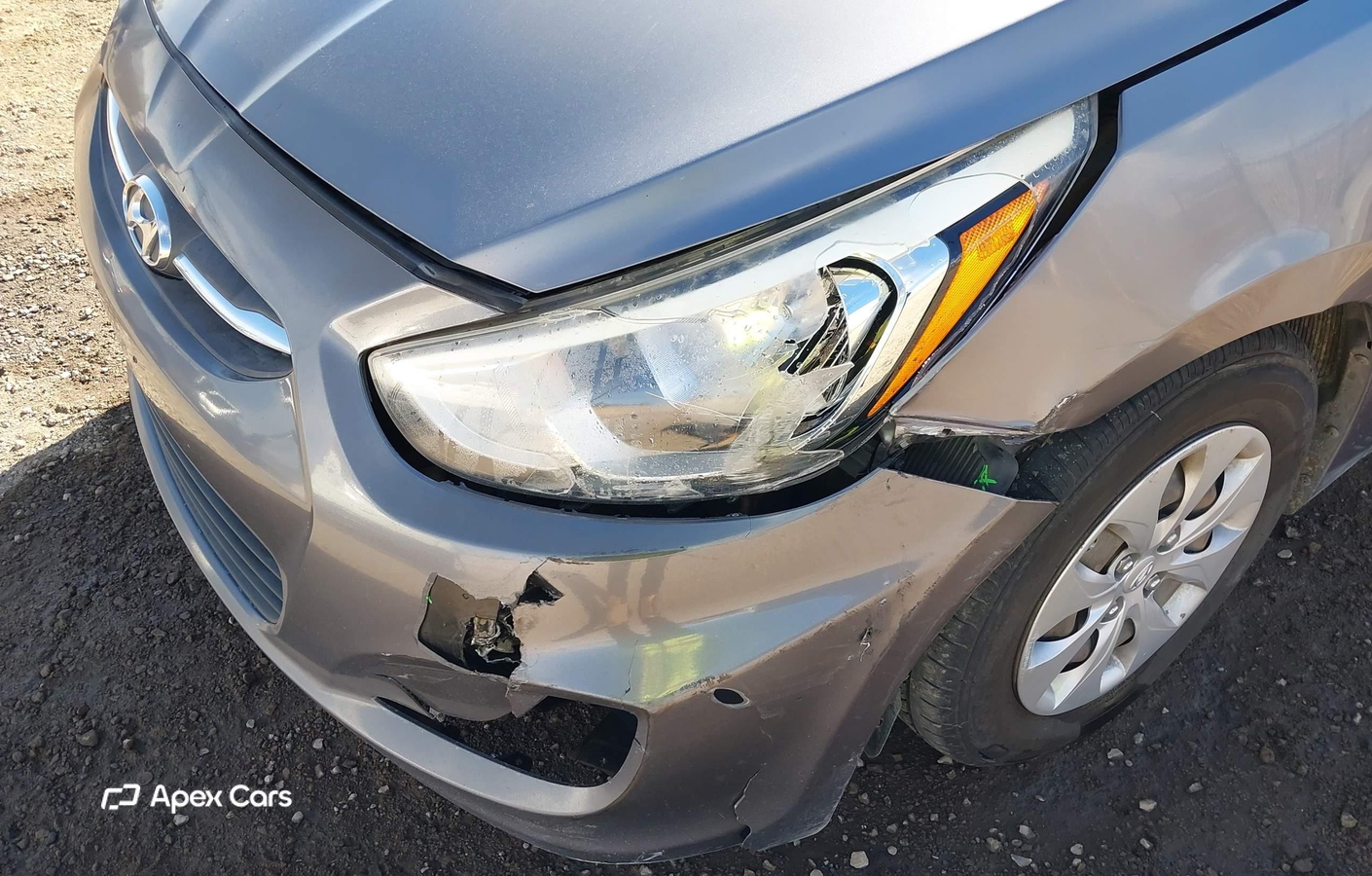 Hyundai Accent 2015
