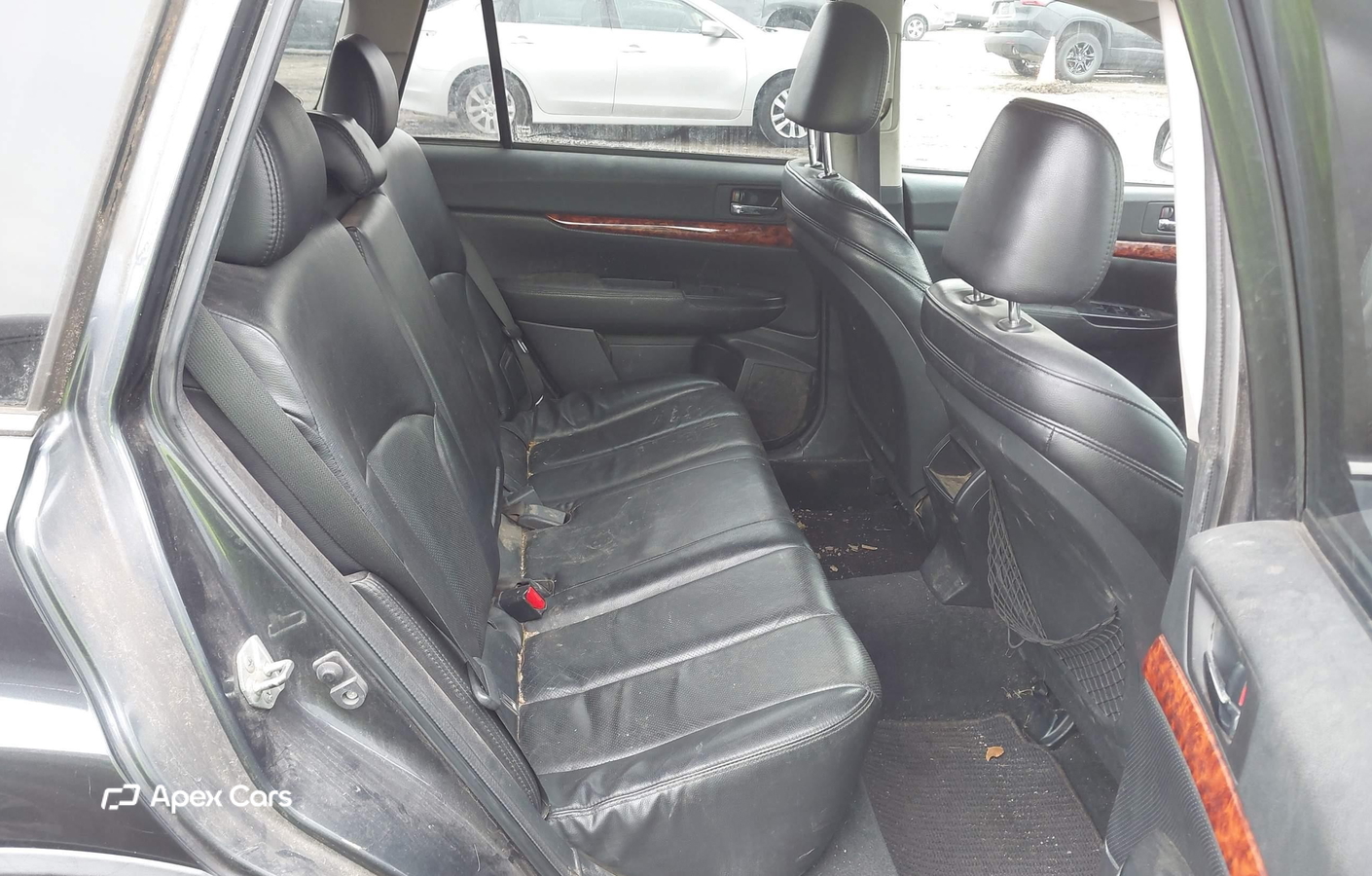 Subaru Outback 2011