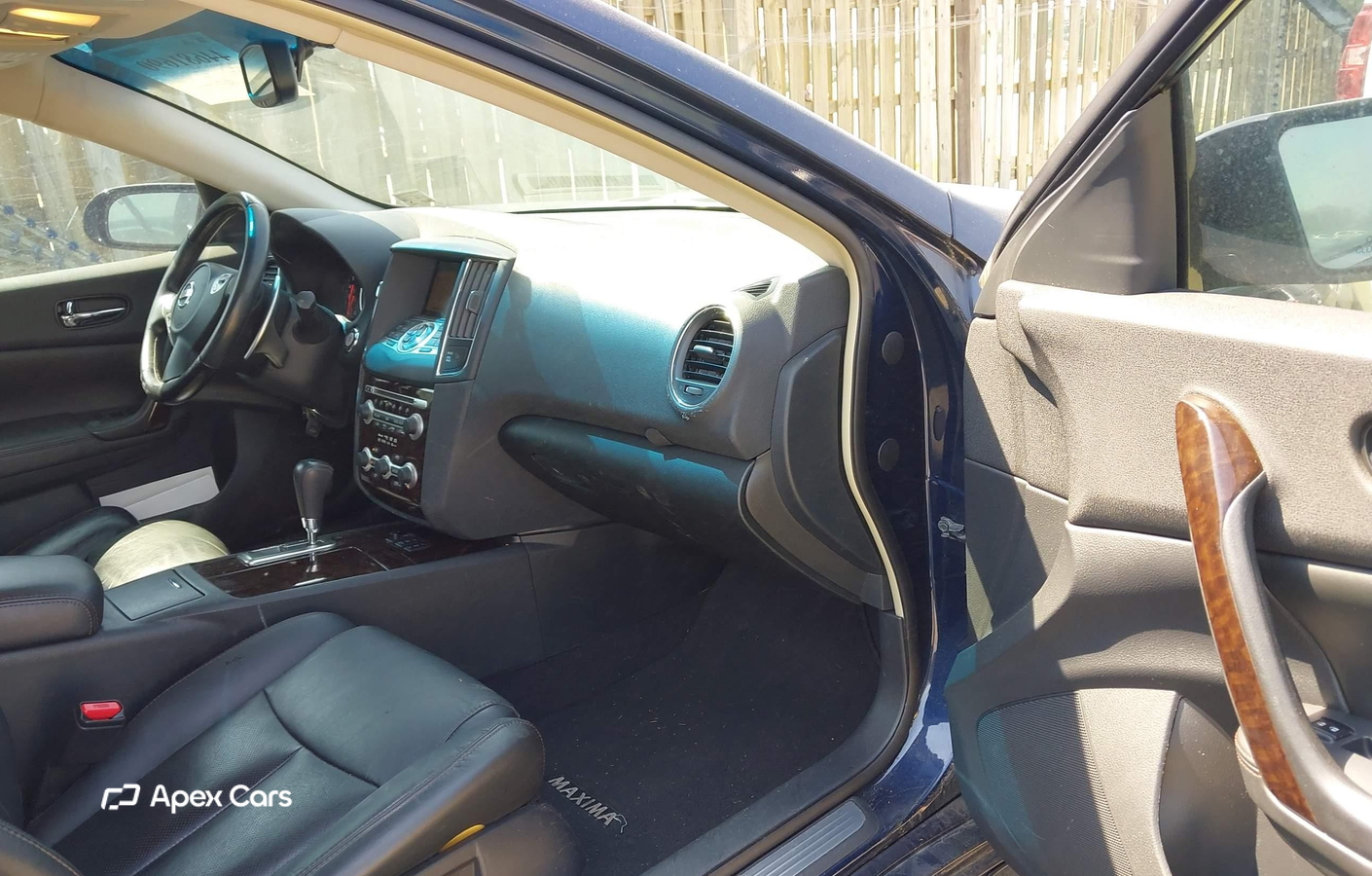 Nissan Maxima 2010