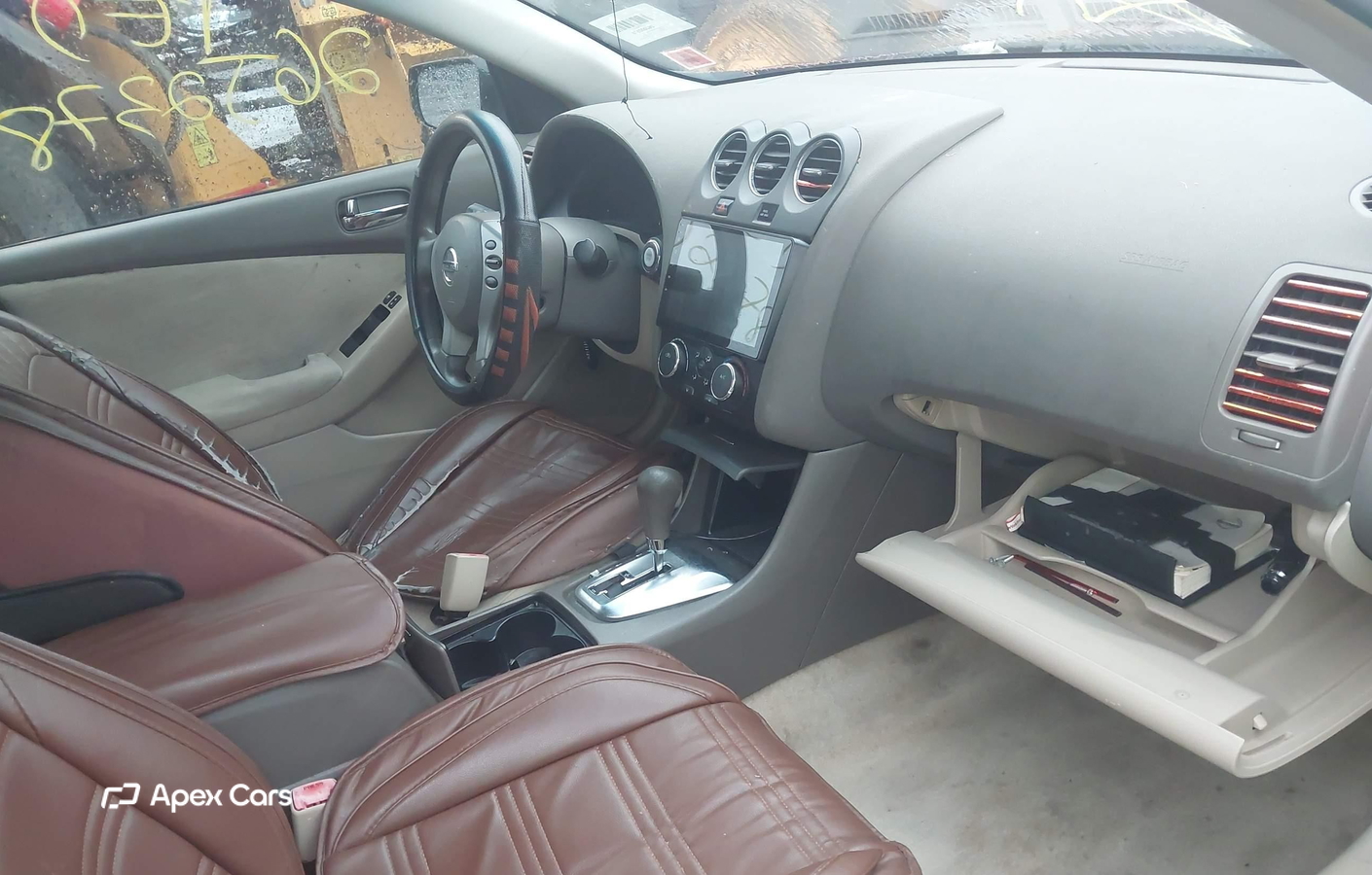 Nissan Altima 2010