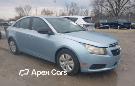 Chevrolet Cruze 2012 - Image 1 of 17