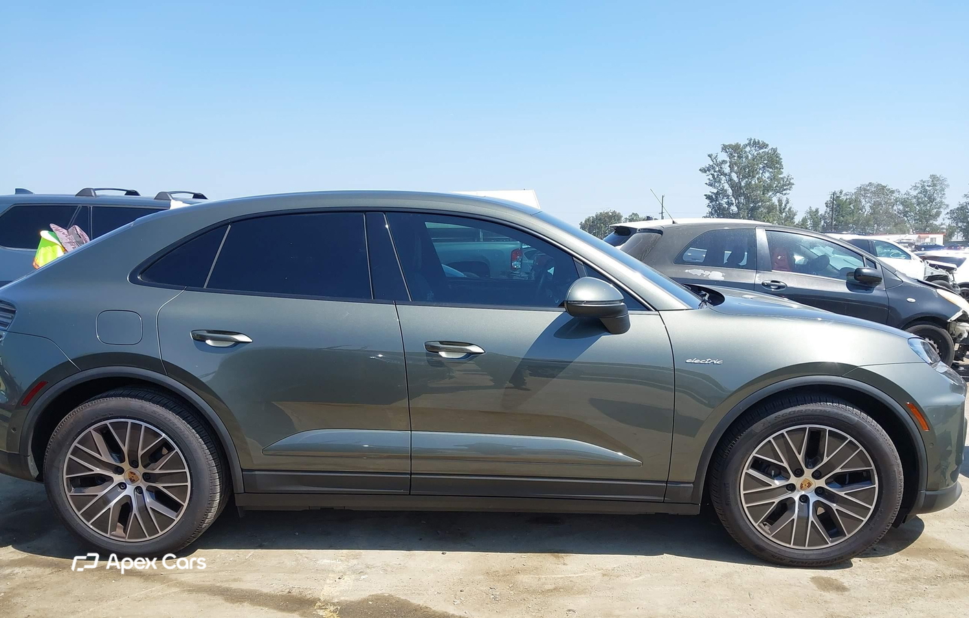 Porsche Macan 2025