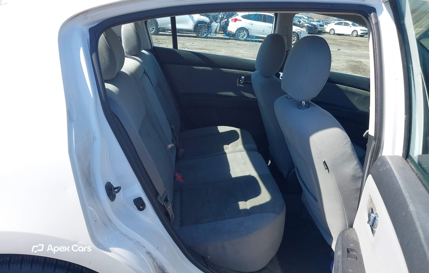 Nissan Sentra 2012