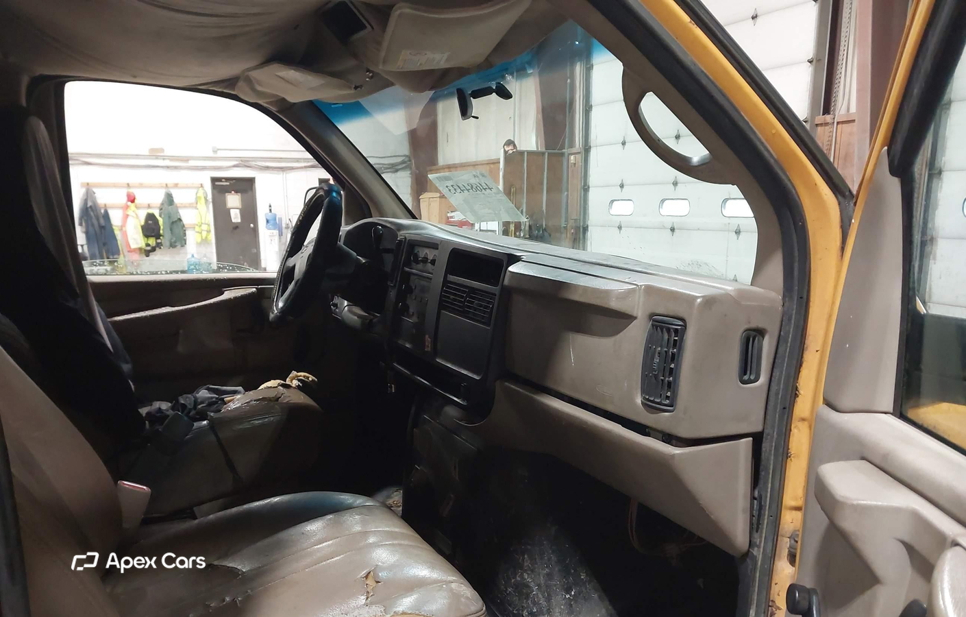 Chevrolet Express 2004